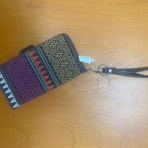 Icing wristlet wallet